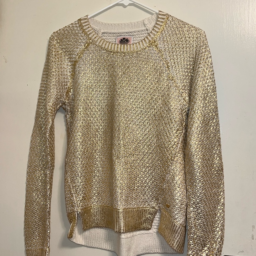 Juicy Couture Gold Knit Sweater.BRAND NEW WITHOUT TAGS! WITH SHIP IT TODAY